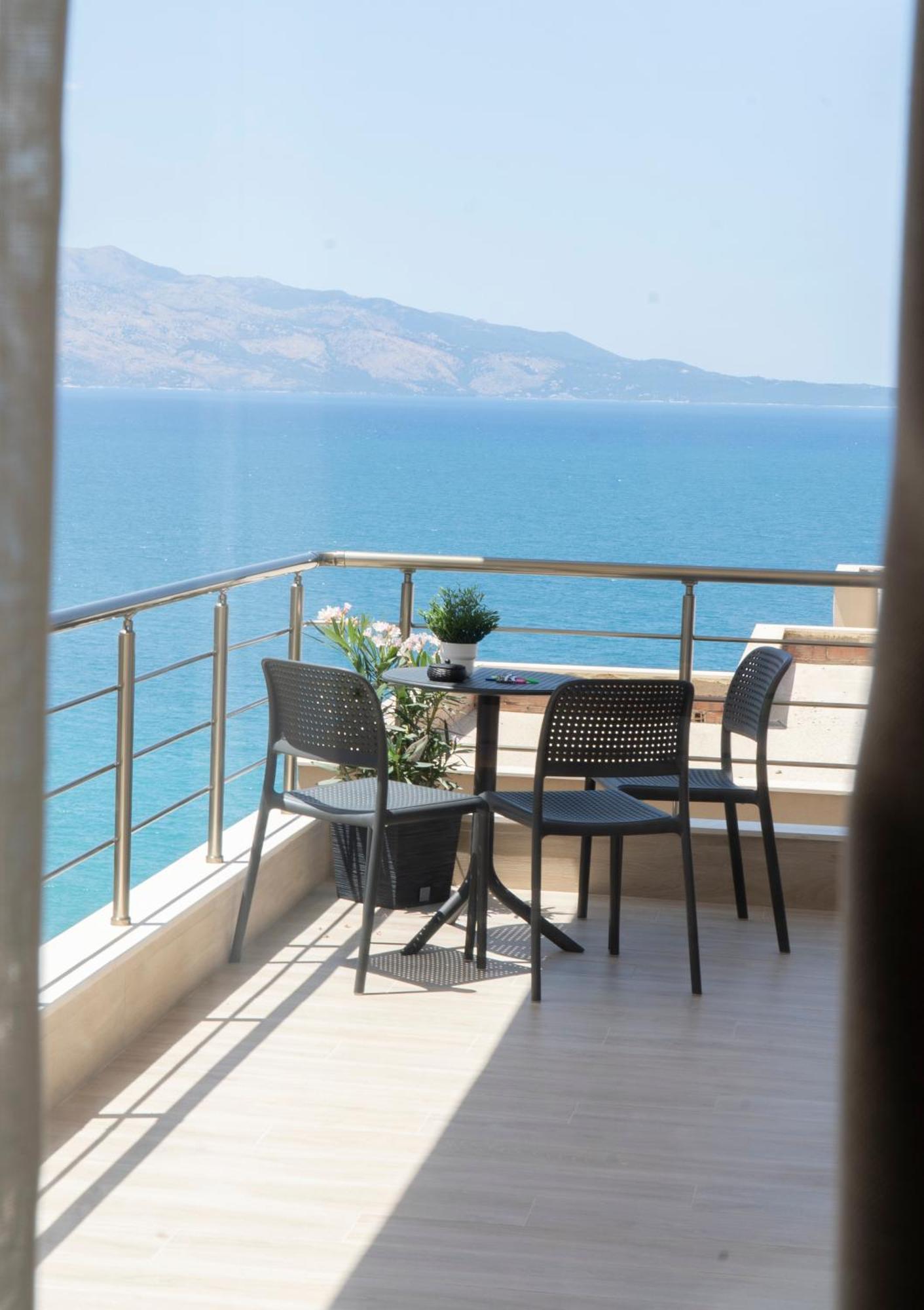 Mateo Apartments Sarandë Exterior foto
